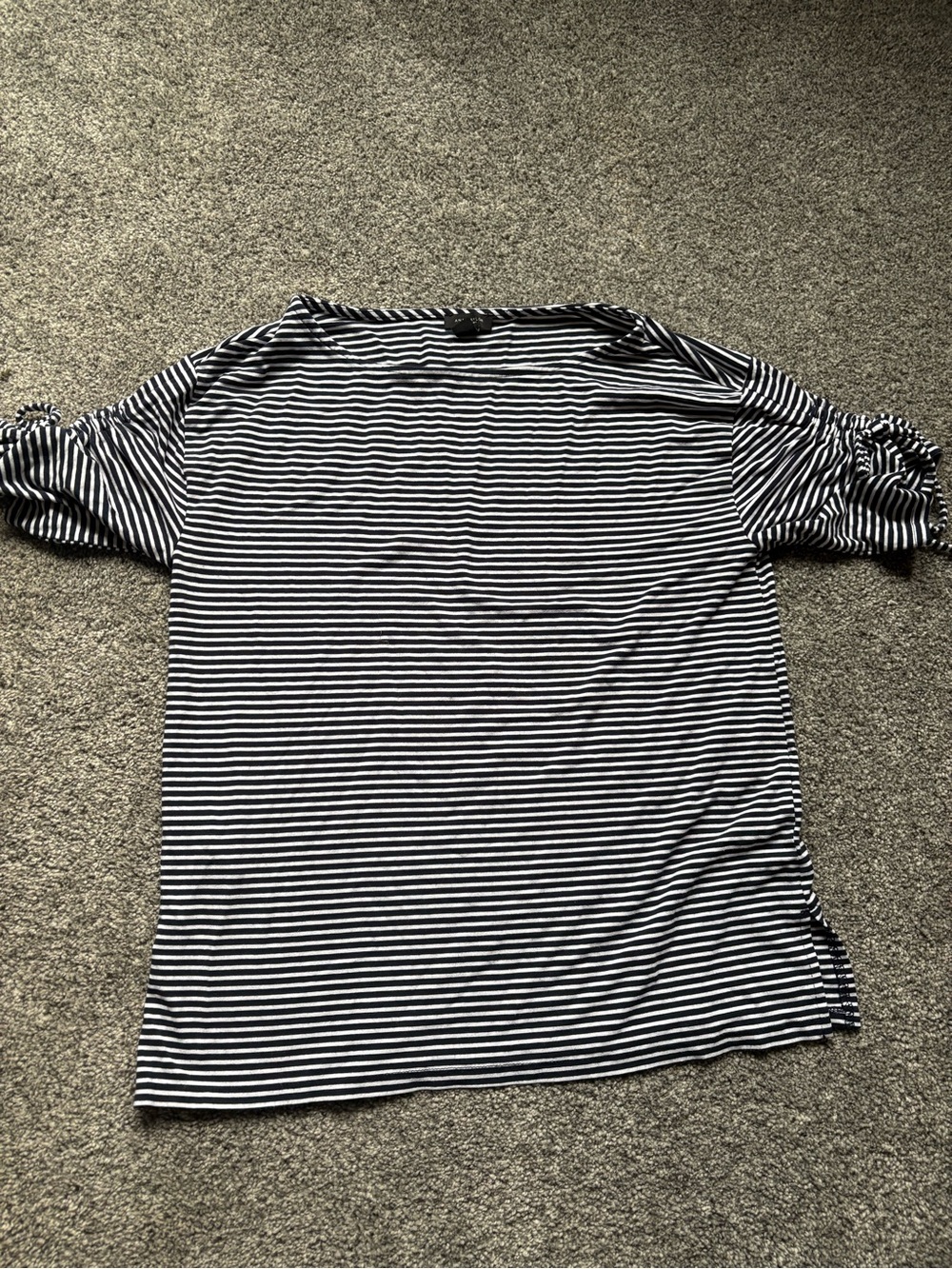 Ann Taylor Factory Striped Short Sleeve Top in Black & White Size XS Like New